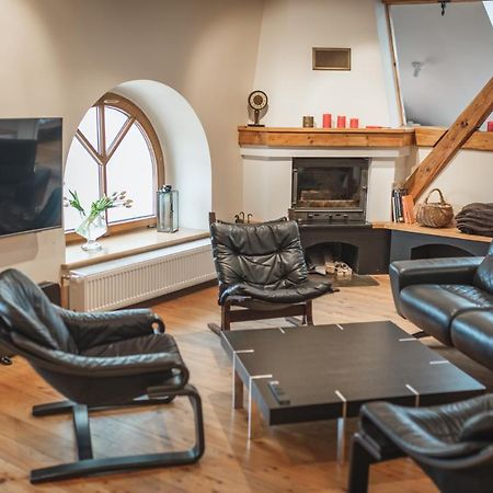 Duzy Apartament Duszniki-Zdroj ドゥシュニキ・ズドルイ エクステリア 写真