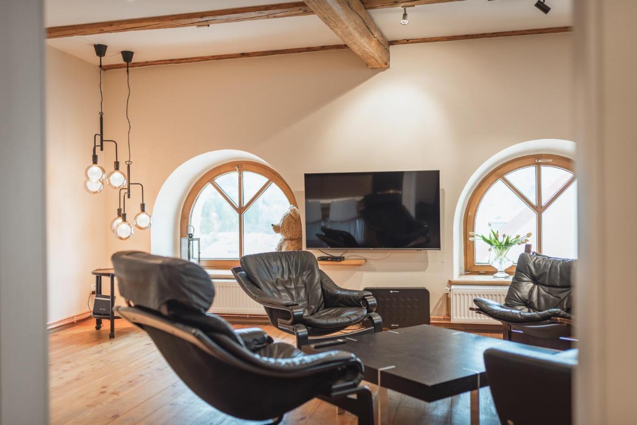 Duzy Apartament Duszniki-Zdroj ドゥシュニキ・ズドルイ エクステリア 写真