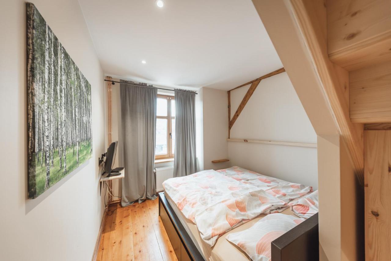 Duzy Apartament Duszniki-Zdroj ドゥシュニキ・ズドルイ エクステリア 写真