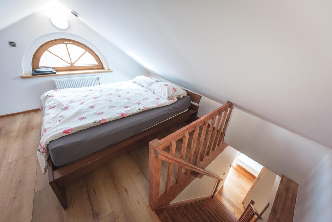 Duzy Apartament Duszniki-Zdroj ドゥシュニキ・ズドルイ エクステリア 写真